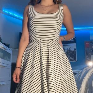 CLEARANCE‼️ Striped Dress
